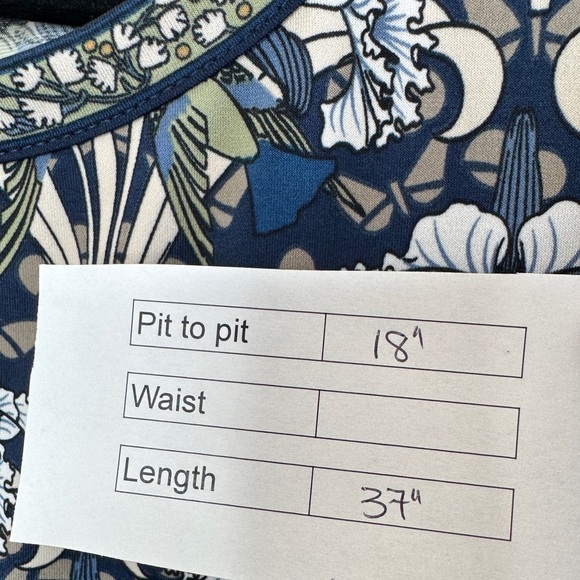 💎 Max Studio Floral Dress Navy - Picture 9 of 10